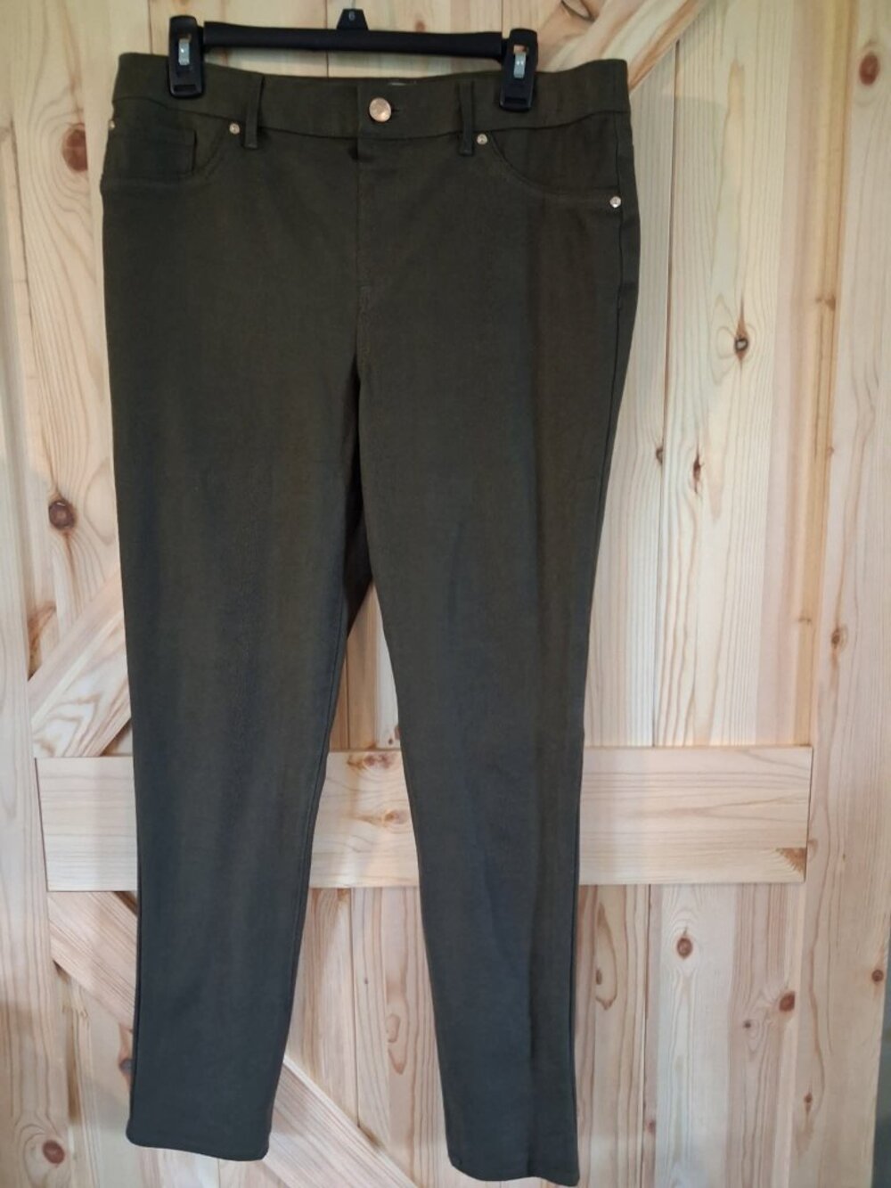 Chico's Size 1 Olive Green So Slimming Ankle Pants Stretch Textured